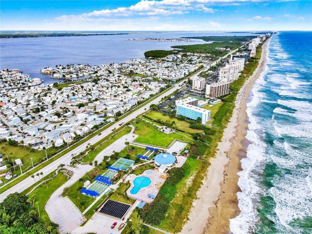 10725 S Ocean Drive, Unit 326, Jensen Beach, FL 34957 Photo