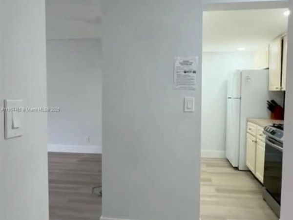 17901 NW 68 Ave, Unit T-205, Hialeah, FL 33015