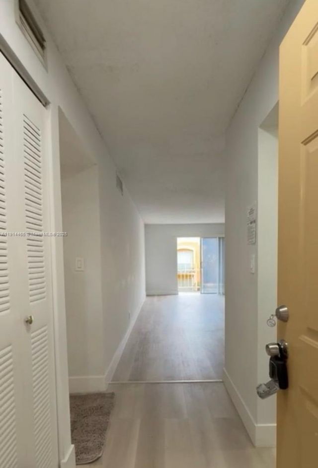 17901 NW 68 Ave, Unit T-205, Hialeah, FL 33015 Photo