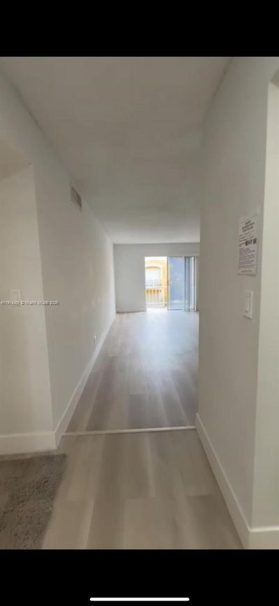 17901 NW 68 Ave, Unit T-205, Hialeah, FL 33015 Photo