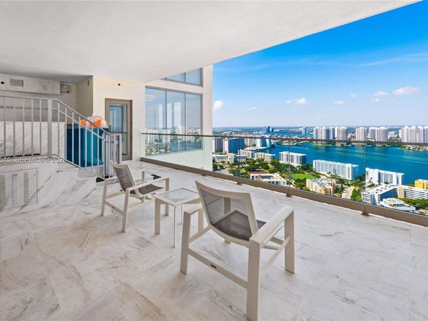 17901 Collins Ave, Unit 3406, Sunny Isles Beach, FL 33160