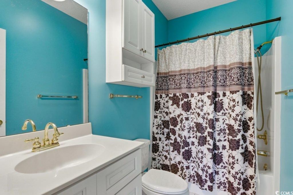 702 Riverwalk Dr. Photo 12