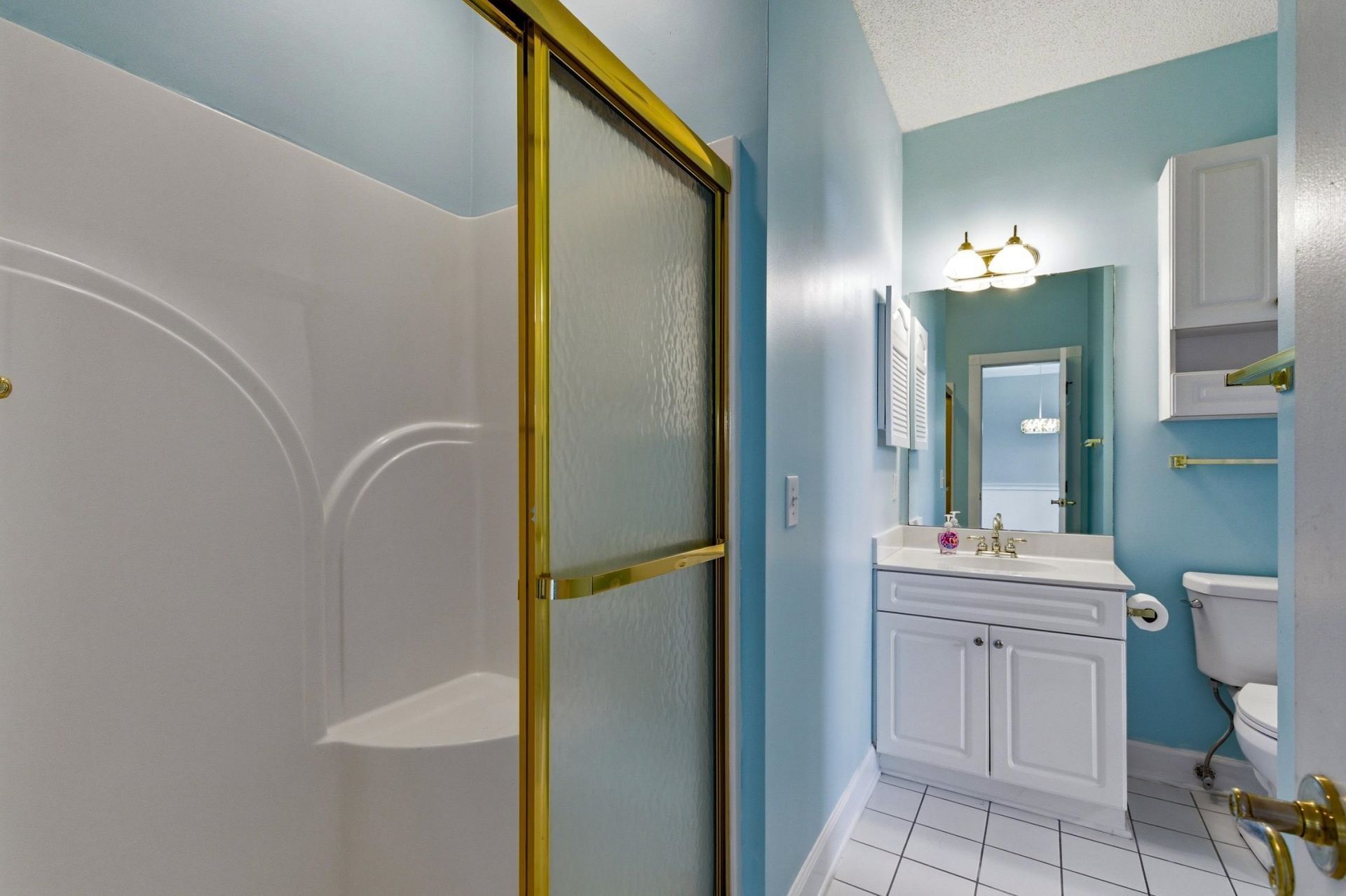 702 Riverwalk Dr. Photo 18