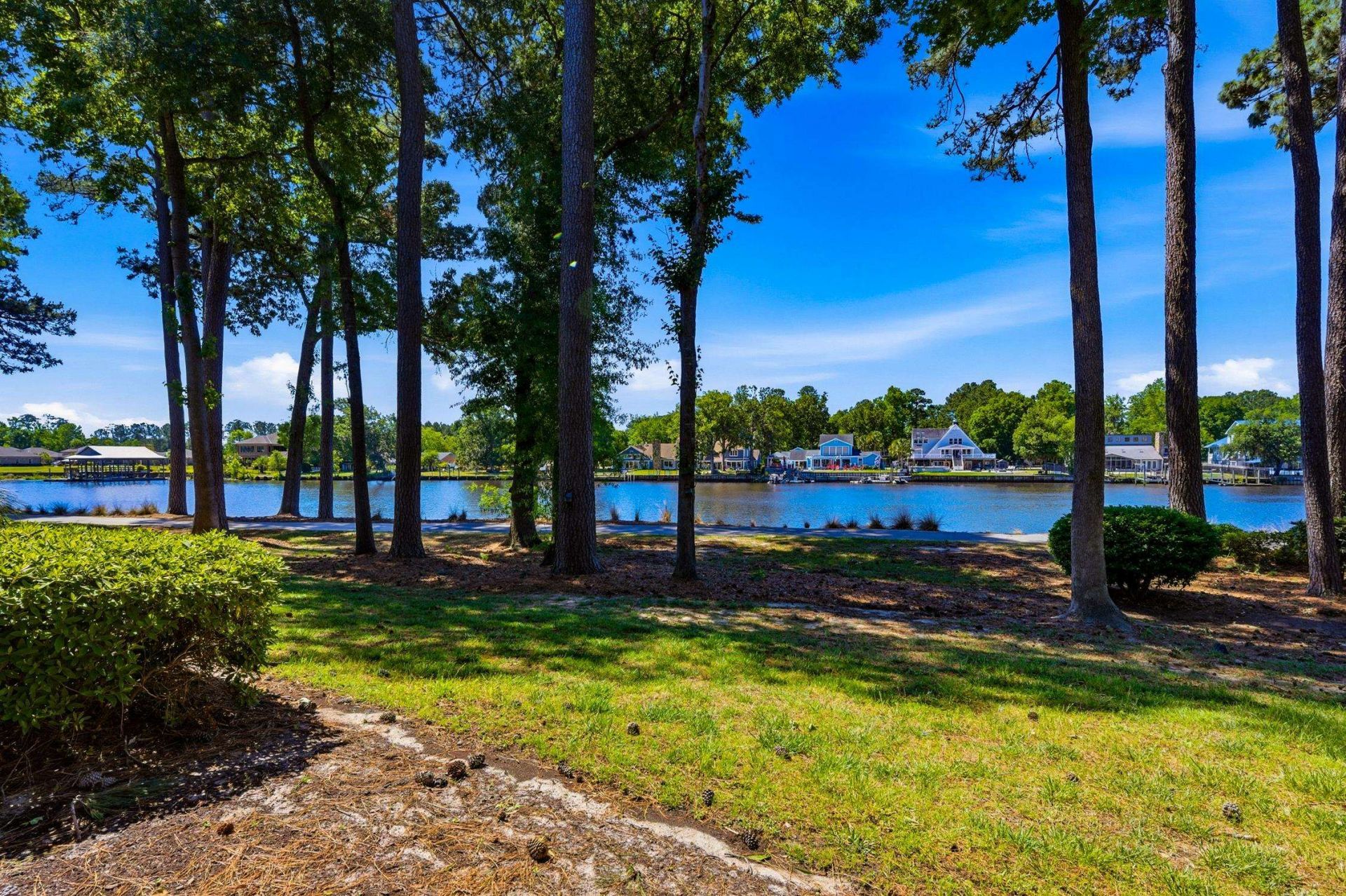 702 Riverwalk Dr. Photo 22