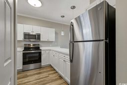 702 Riverwalk Dr. photo 4