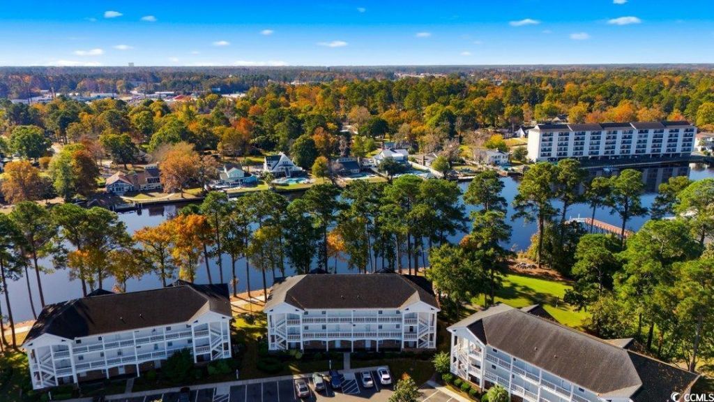 702 Riverwalk Dr. Photo 31