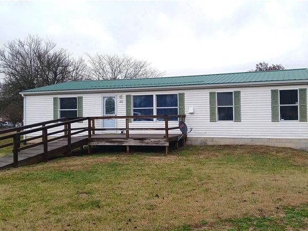 600 S Seventh Street, Deepwater, MO 64740