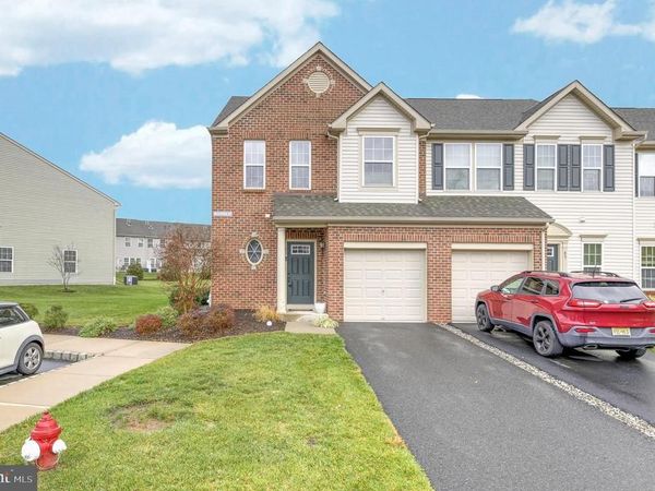 81 SUNDANCE DRIVE, HAMILTON, NJ 08619