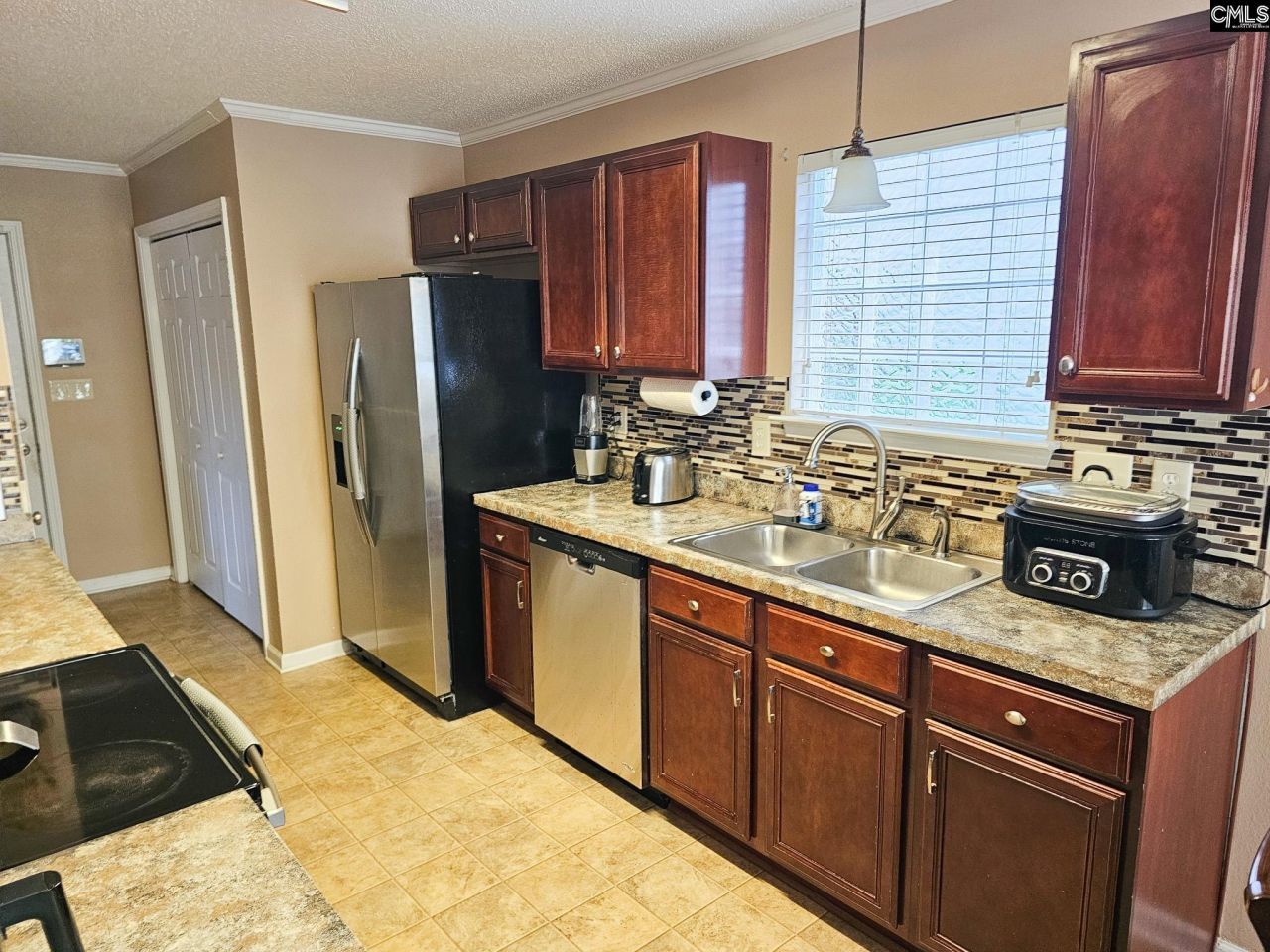 333 Tall Shadows Lane Photo 12