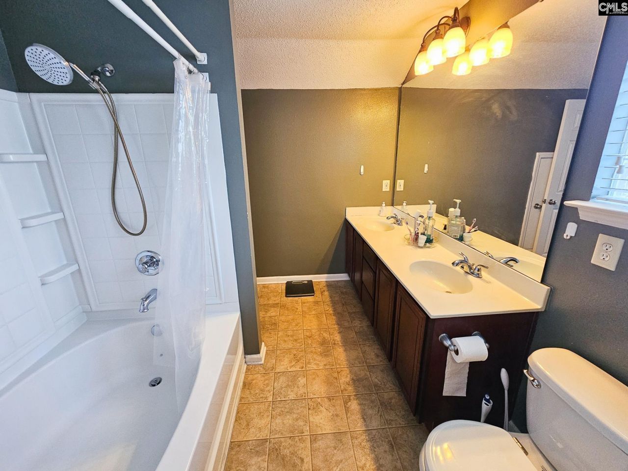 333 Tall Shadows Lane Photo 22