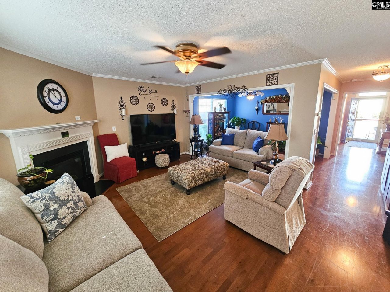 333 Tall Shadows Lane Photo 6