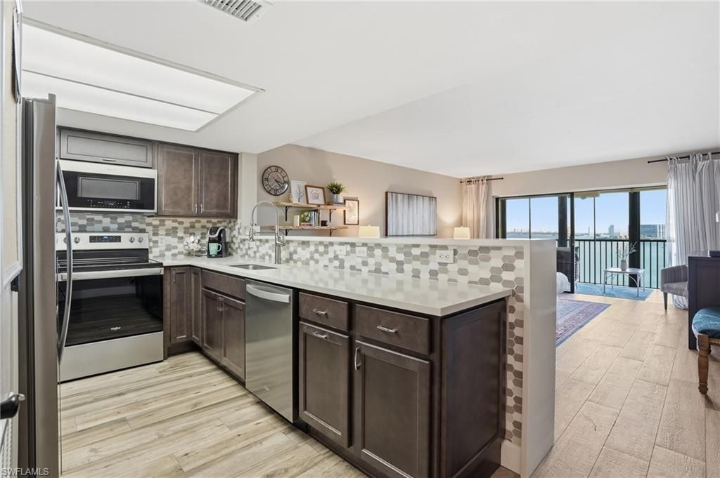 400 Lenell Rd, Unit 706, Fort Myers Beach, FL 33931 Photo