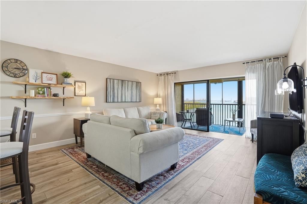 400 Lenell Rd, Unit 706, Fort Myers Beach, FL 33931 Photo