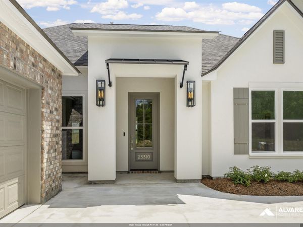 25310 Burlington Dr, Denham Springs, LA 70726