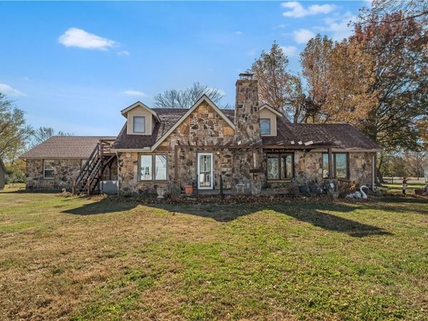 13763 Firehouse Lane, Hiwasse, AR 72739