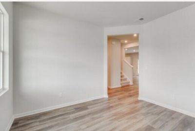 714 Meadowbrook Lane Photo 2