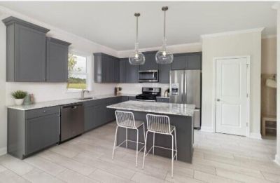 714 Meadowbrook Lane Photo 4