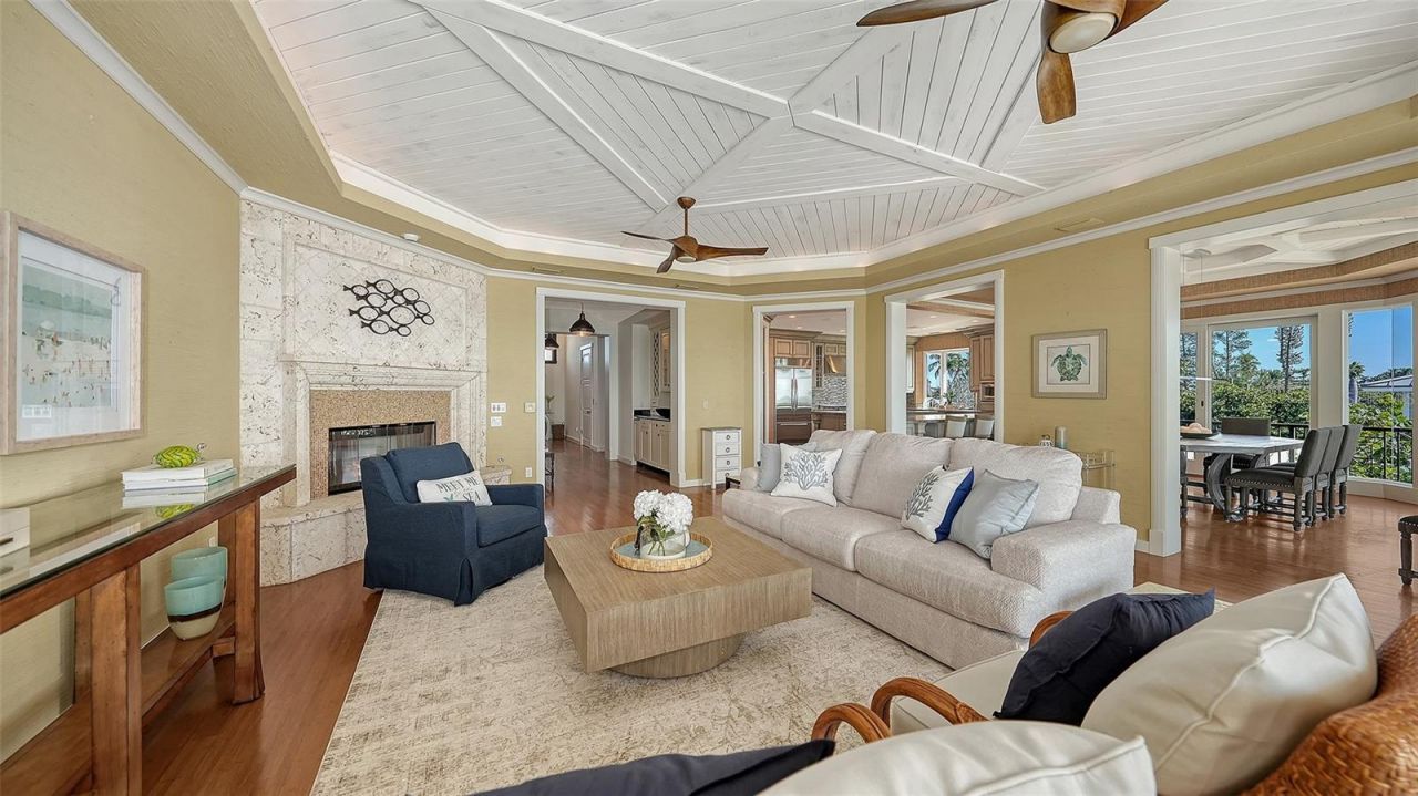 6477 Gulfside Road, Longboat Key, FL 34228 Photo