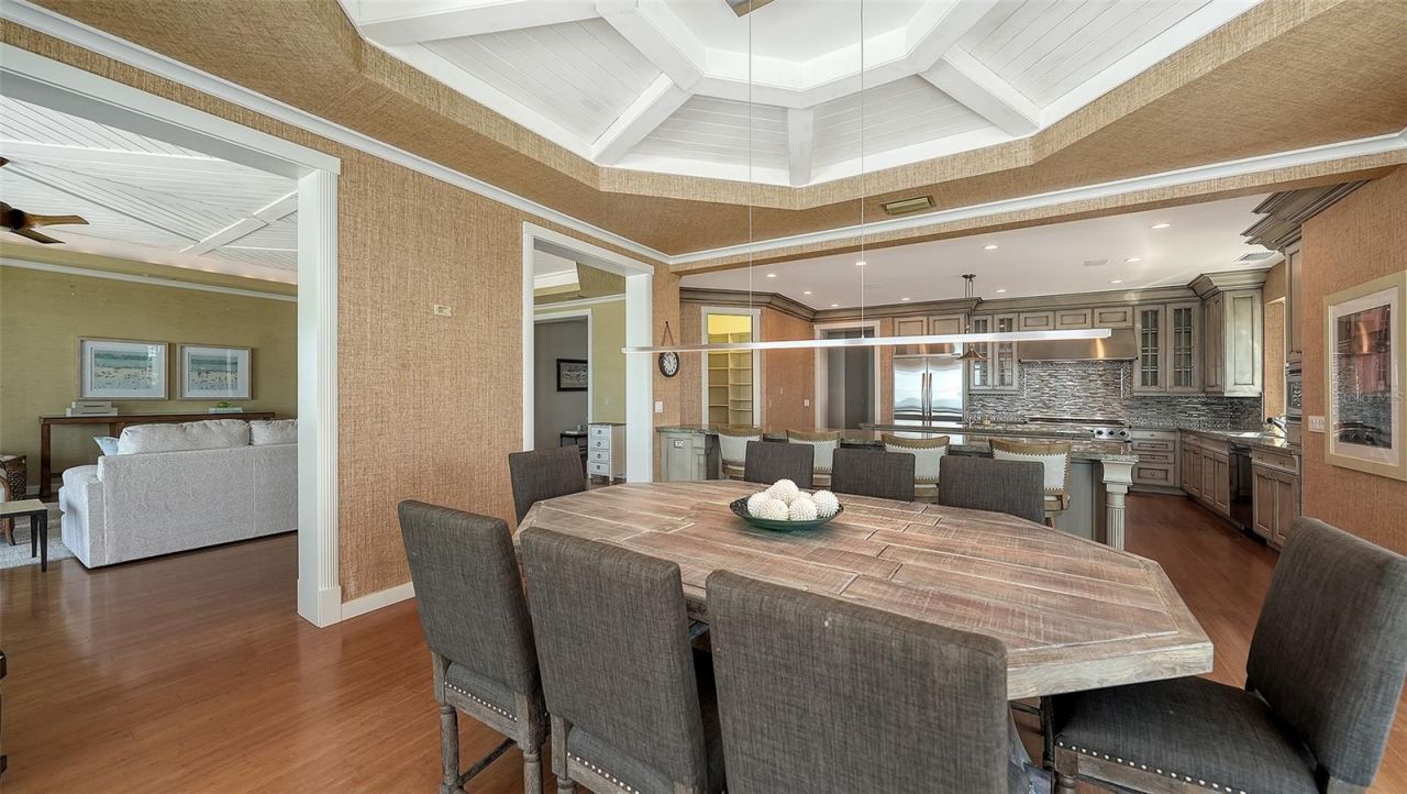 6477 Gulfside Road, Longboat Key, FL 34228 Photo