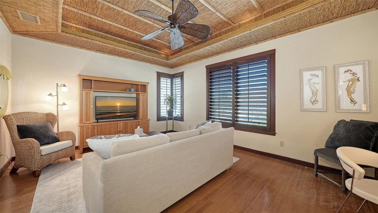 6477 Gulfside Road, Longboat Key, FL 34228 Photo