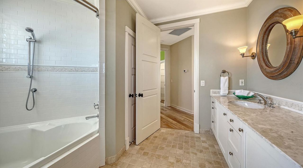 6477 Gulfside Road, Longboat Key, FL 34228 Photo