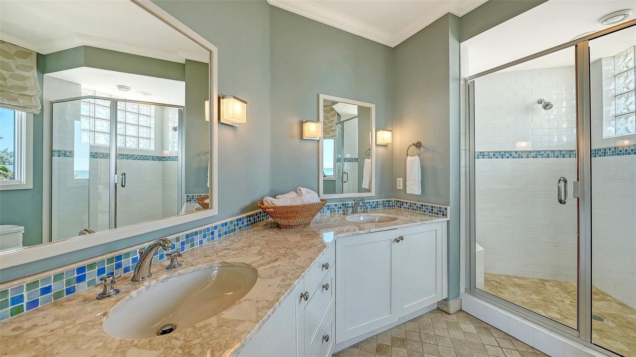 6477 Gulfside Road, Longboat Key, FL 34228 Photo