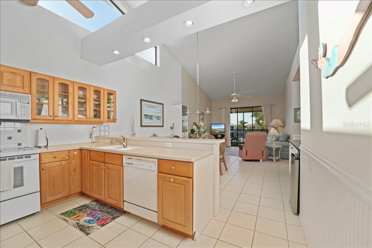 4112 128th Street W, Unit 605, Cortez, FL 34215 Photo