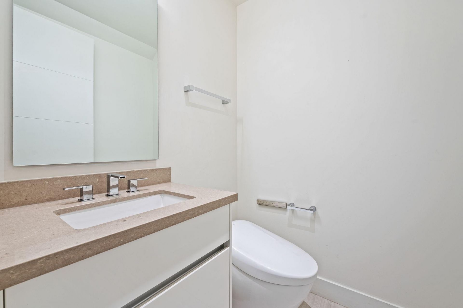 240 Shore Court, Lauderdale by the Sea, FL 33308 Photo