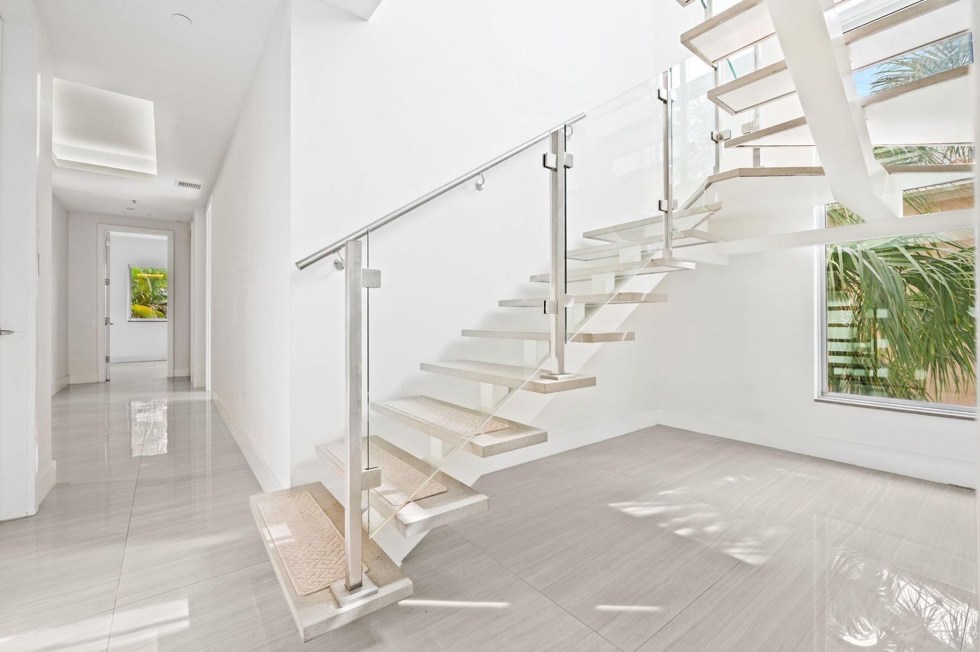 240 Shore Court, Lauderdale by the Sea, FL 33308 Photo