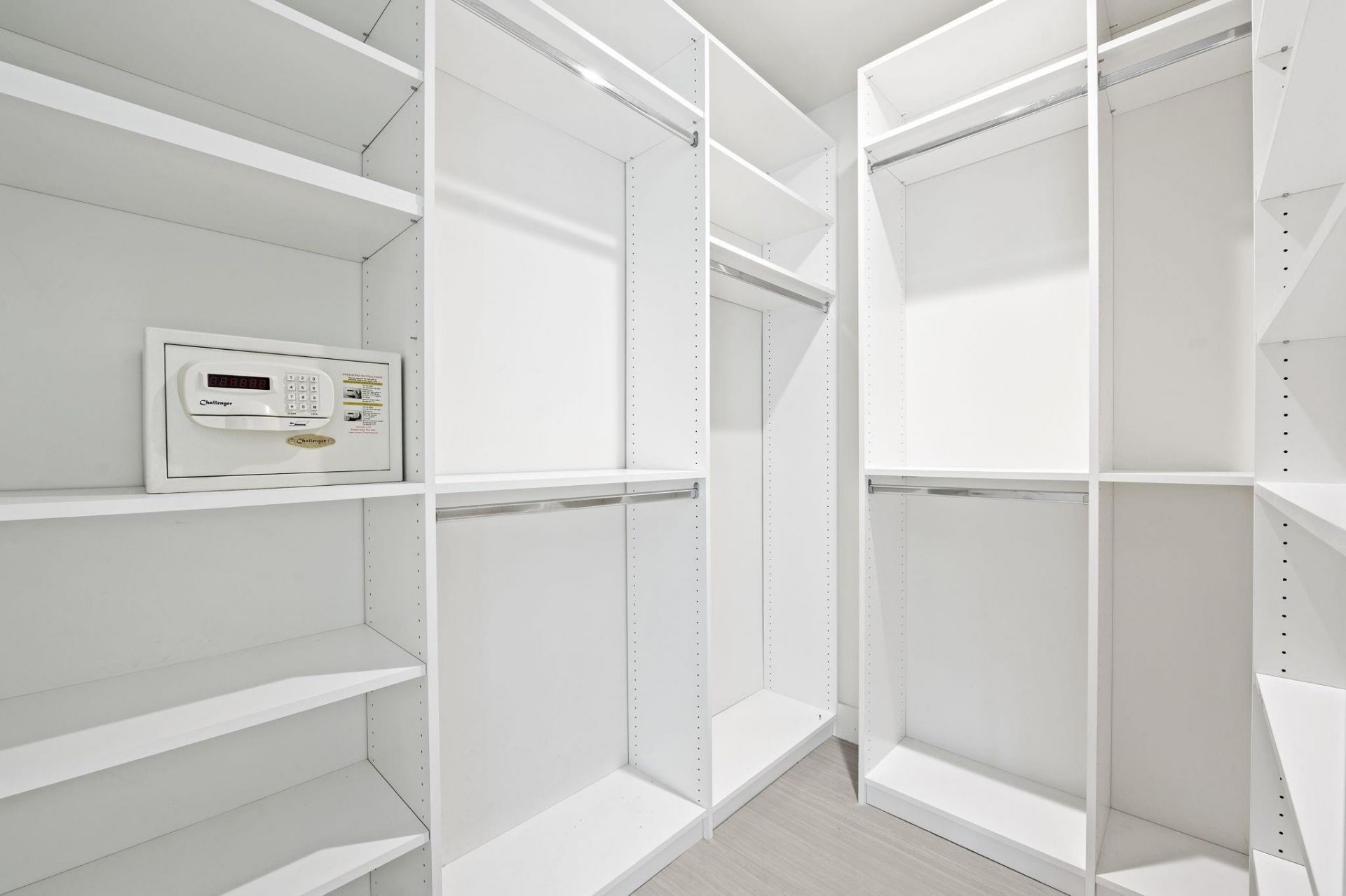 240 Shore Court, Lauderdale by the Sea, FL 33308 Photo