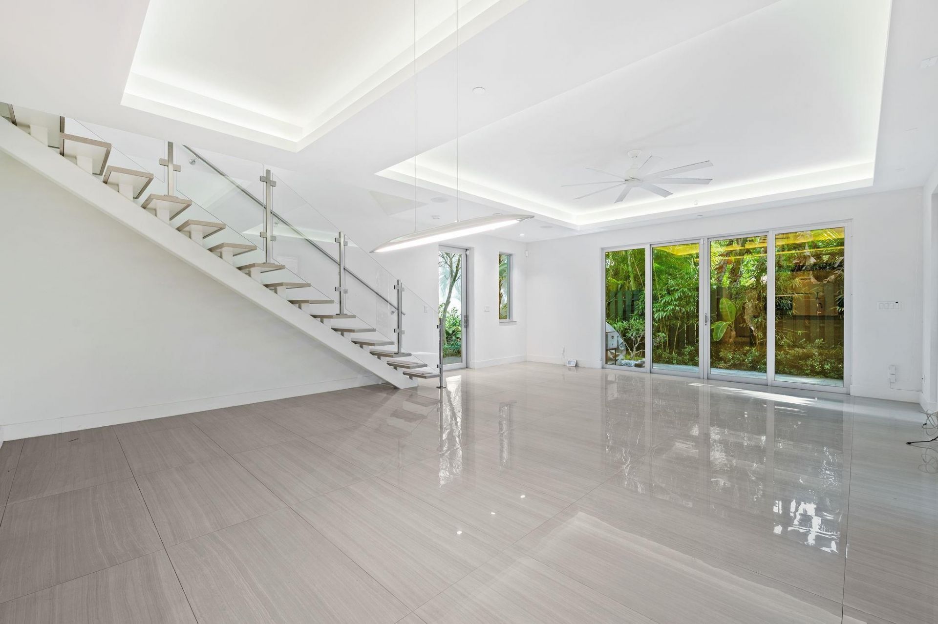 240 Shore Court, Lauderdale by the Sea, FL 33308 Photo