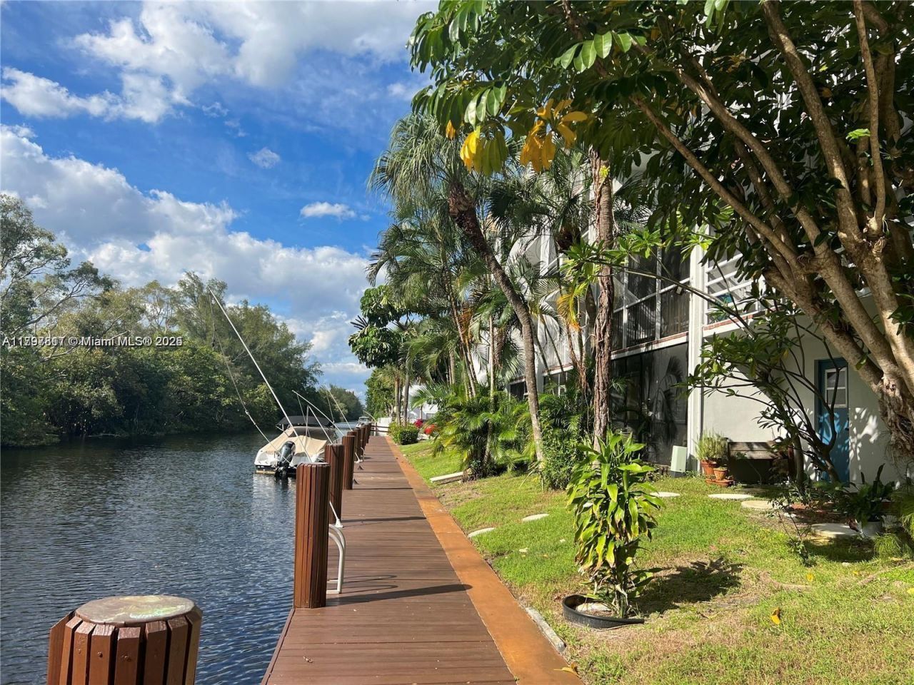 1407 NE 56th St, Unit 103, Fort Lauderdale, FL 33334 Photo
