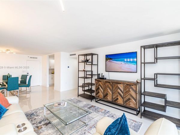 2780 NE 183rd St, Unit 2014, Aventura, FL 33160