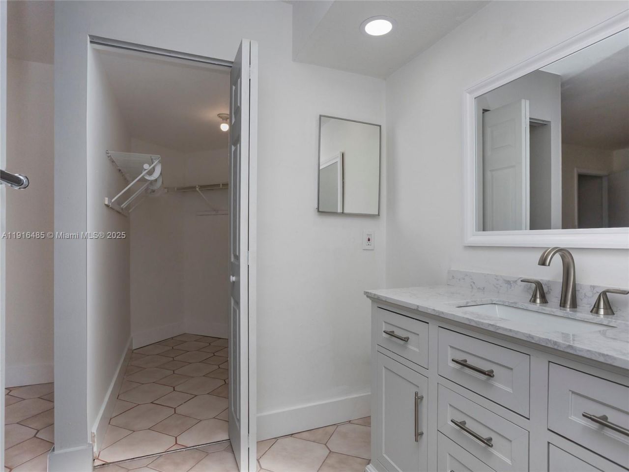 9761 SW 138th Ave, Unit HC1R, Miami, FL 33186 Photo