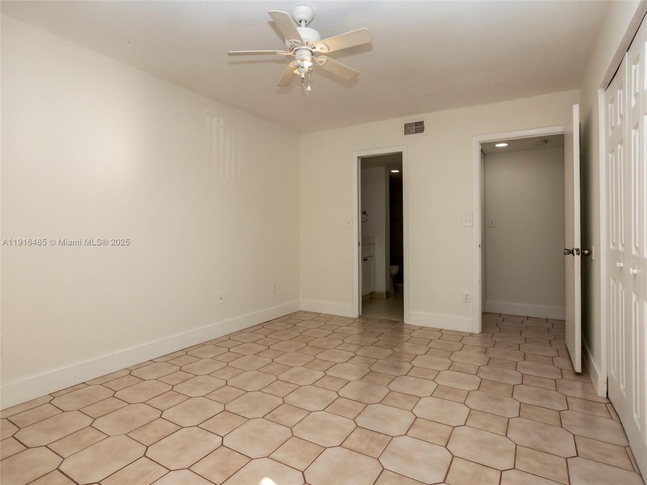 9761 SW 138th Ave, Unit HC1R, Miami, FL 33186 Photo