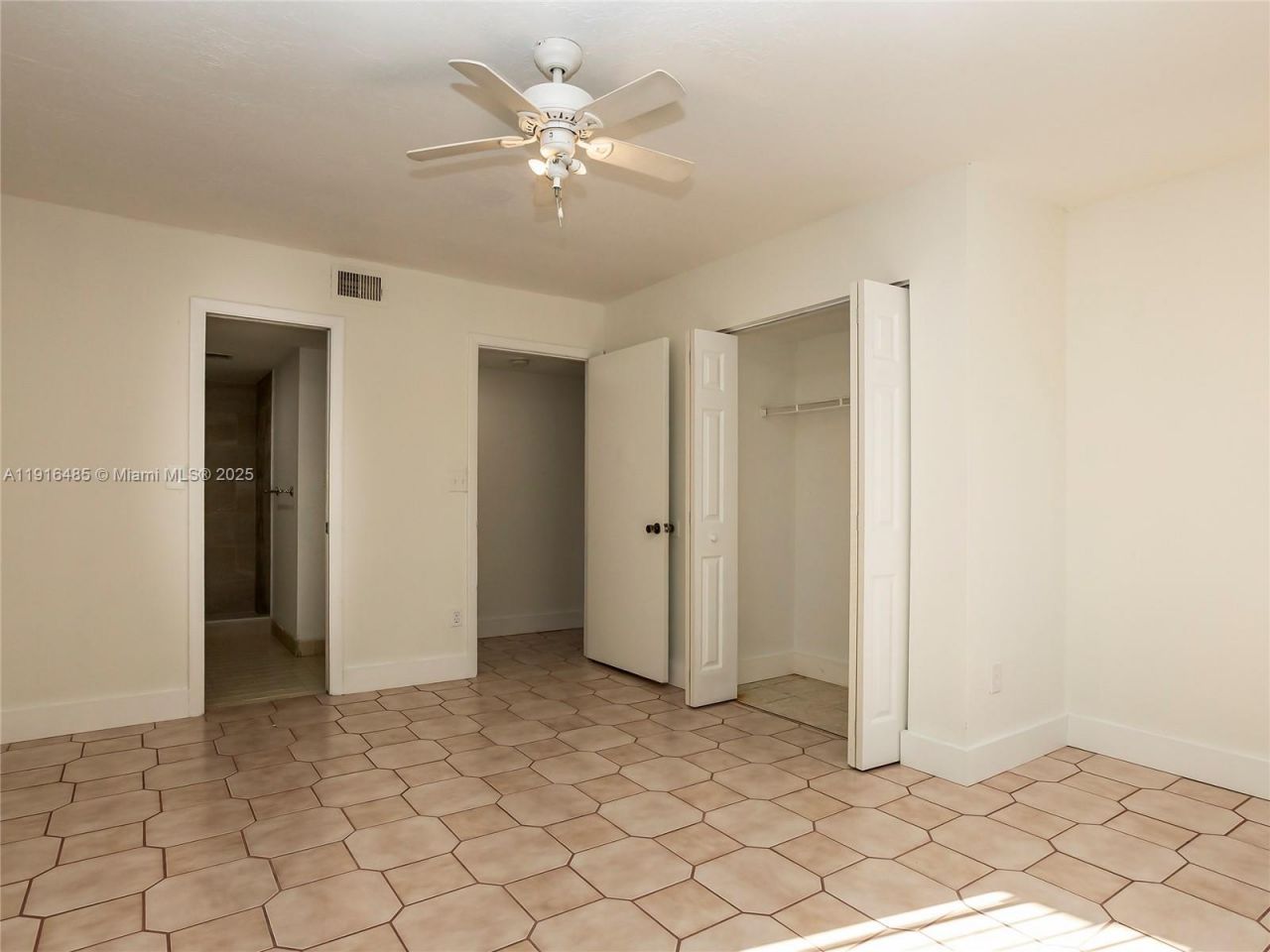 9761 SW 138th Ave, Unit HC1R, Miami, FL 33186 Photo