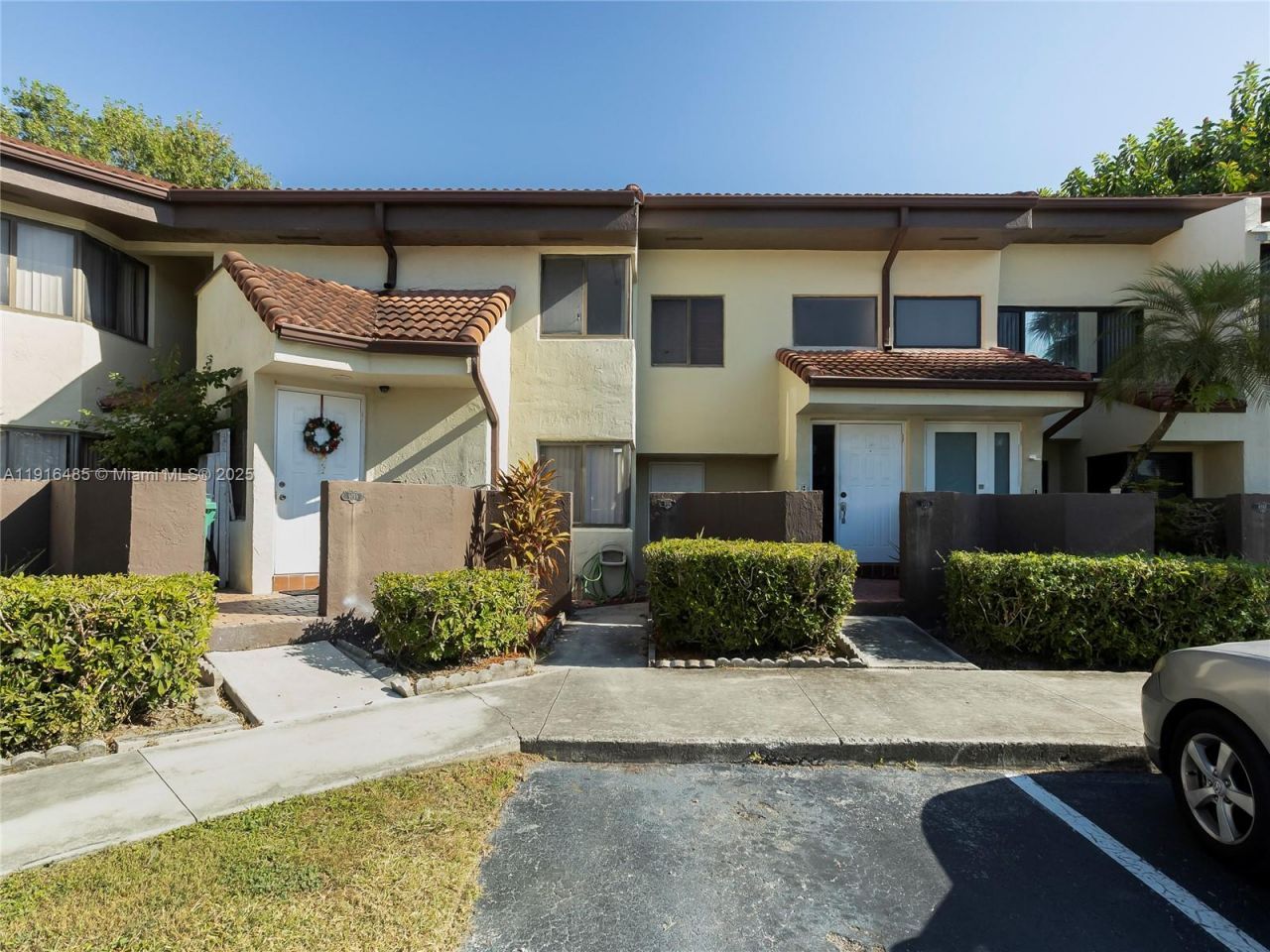 9761 SW 138th Ave, Unit HC1R, Miami, FL 33186 Photo