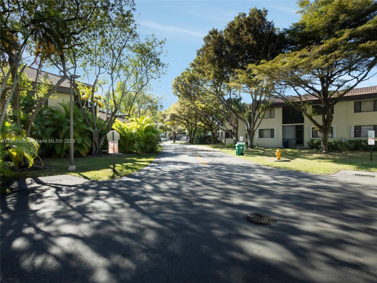 9761 SW 138th Ave, Unit HC1R, Miami, FL 33186 Photo