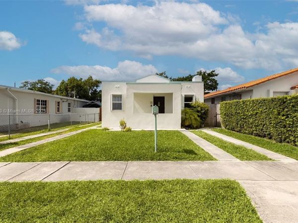 3422 SW 25th St, Miami, FL 33133