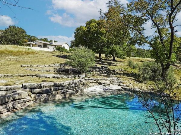 174 Cedar Rock Trail, Hunt, TX 78024