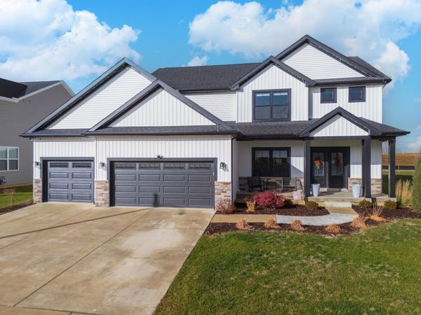 5104 Finlen Lane, Bloomington, IL 61705