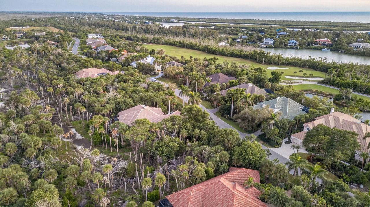 2372 Wulfert Rd, Sanibel, FL 33957 Photo