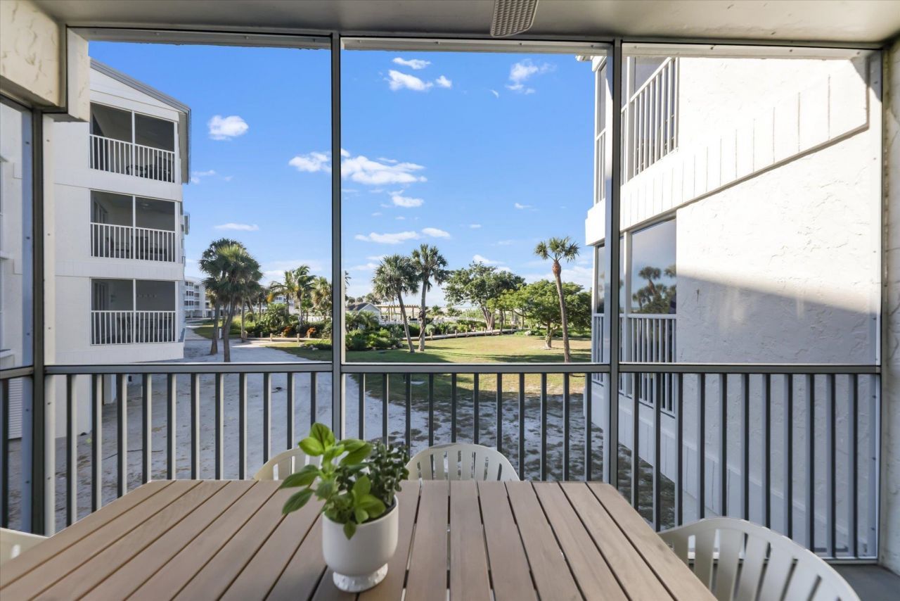 2111 Gulf Beach Villas, Unit 2111, Captiva, FL 33924 Photo