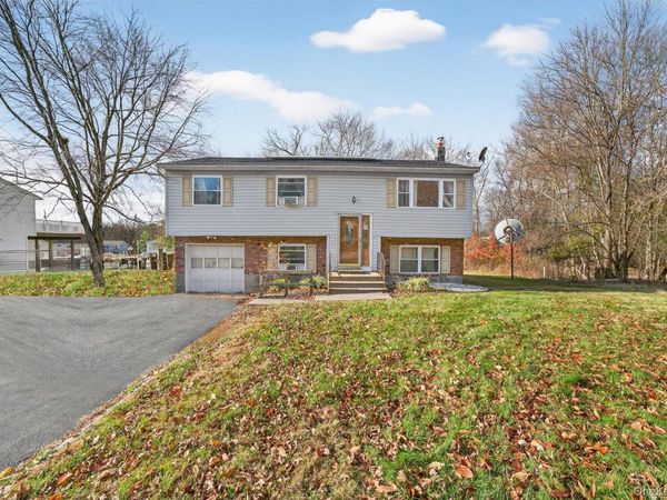 41 Decker Drive, Washingtonville, NY 10992