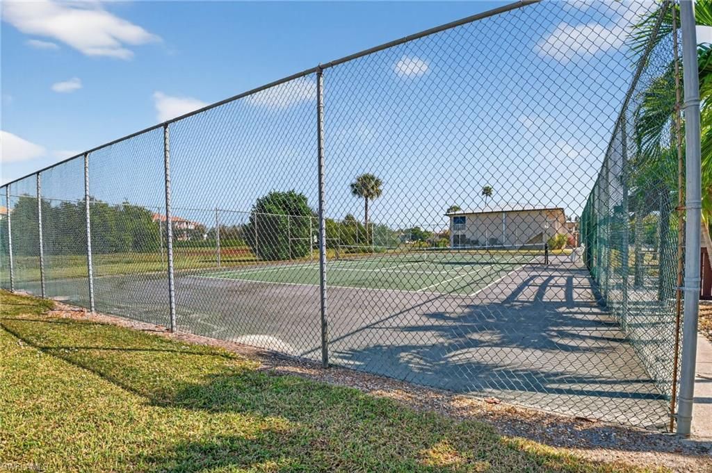 16031 Dublin Cir, Unit 204, Fort Myers, FL 33908 Photo