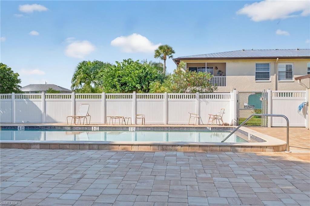 16031 Dublin Cir, Unit 204, Fort Myers, FL 33908 Photo