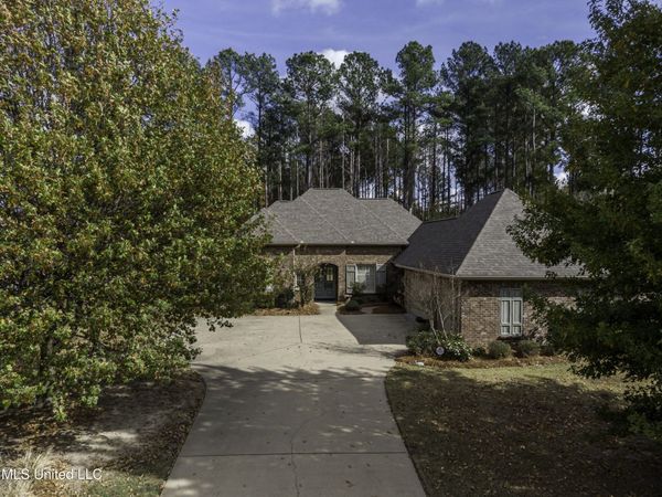 104 Hawks Nest Cove, Madison, MS 39110