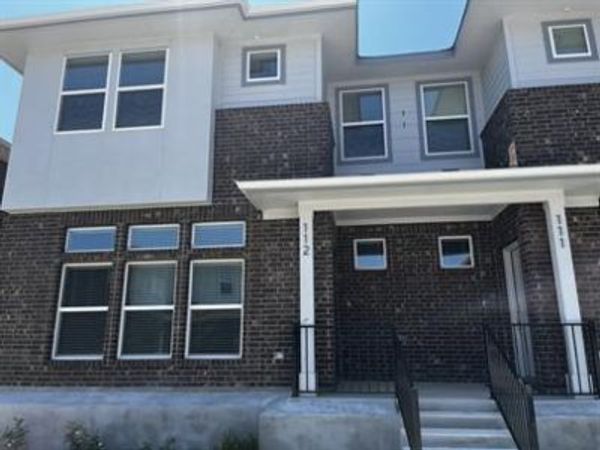 605 W South ST, Unit 112, Leander, TX 78641