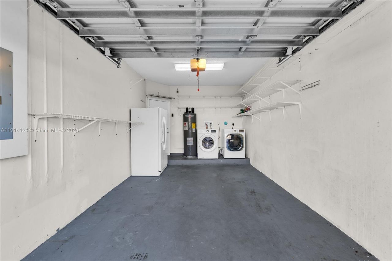 304 SW 120th Ave, Unit 304, Pembroke Pines, FL 33025 Photo