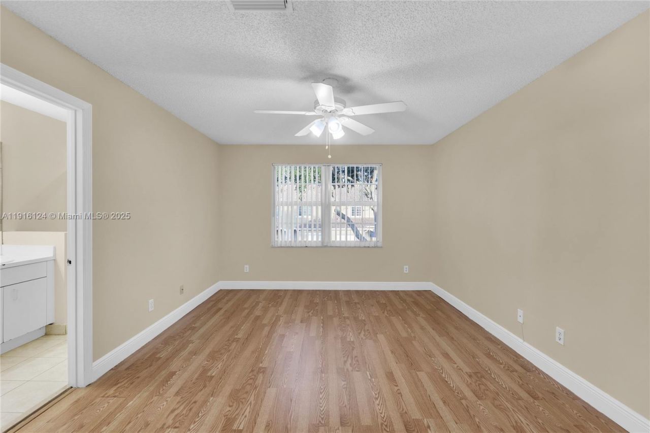 304 SW 120th Ave, Unit 304, Pembroke Pines, FL 33025 Photo